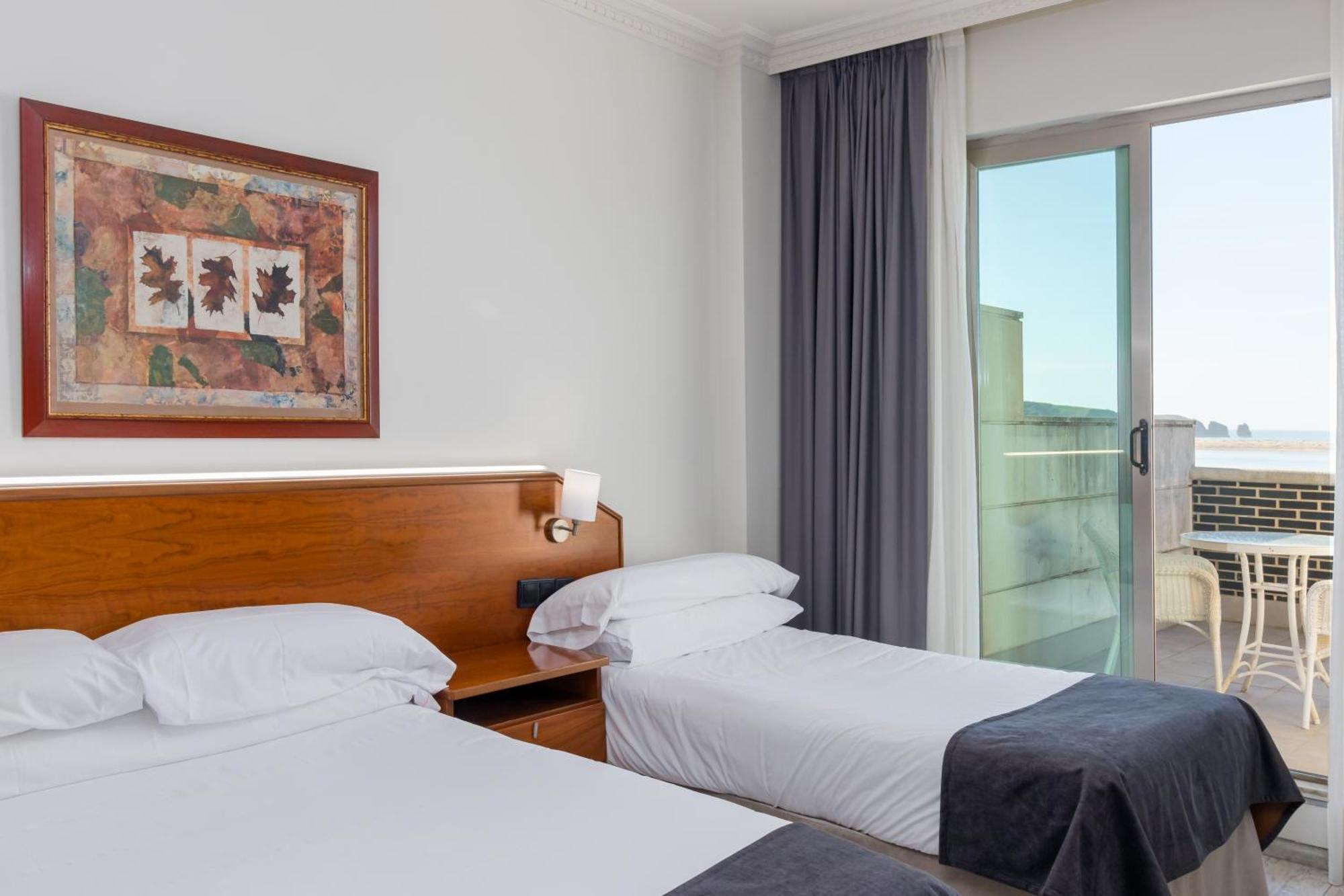 Hotel Milagros Golf Могро Екстериор снимка