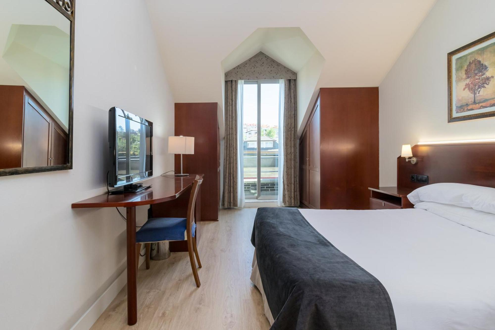 Hotel Milagros Golf Могро Екстериор снимка
