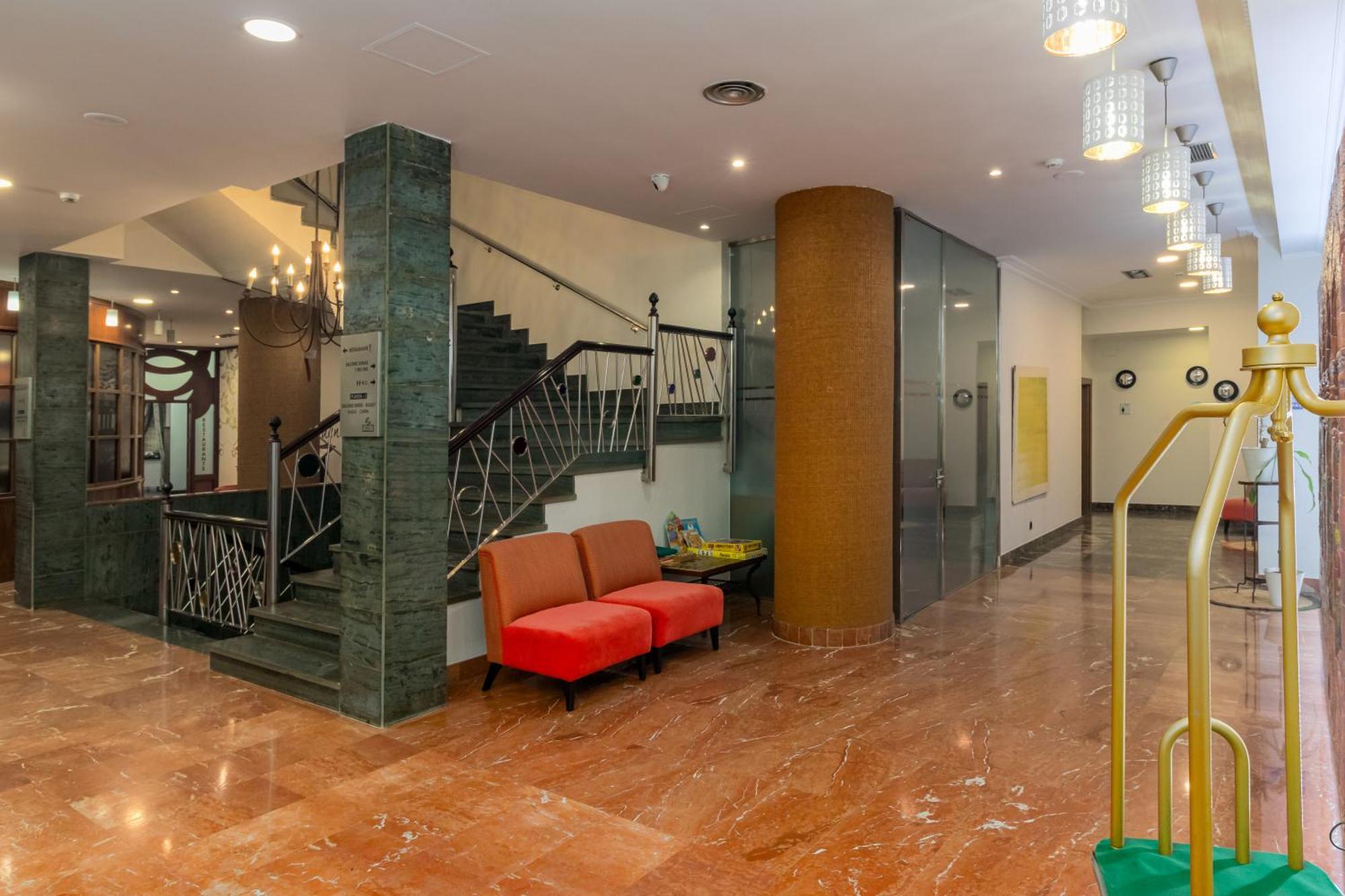 Hotel Milagros Golf Могро Екстериор снимка